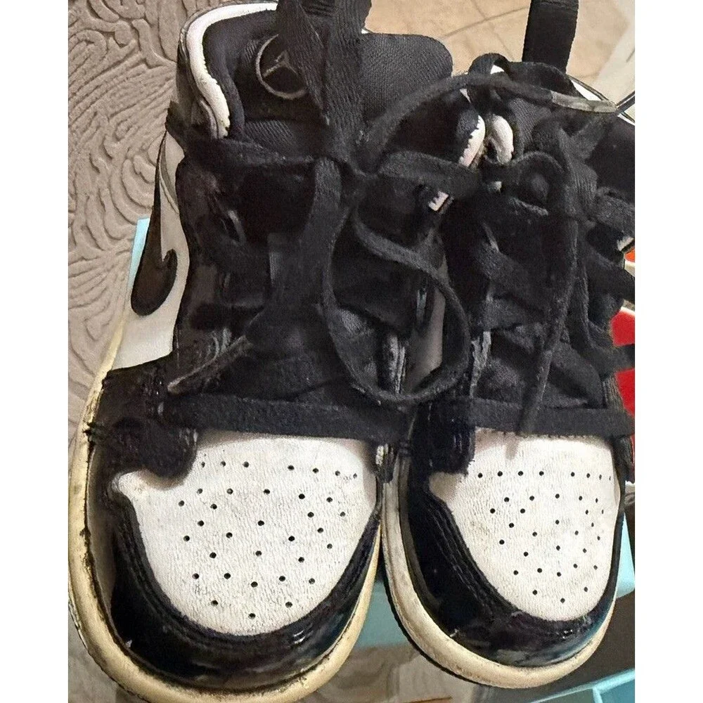 Nike Air Jordan 1 Mid Toddler Black White Sneakers Size 7C‎ Used